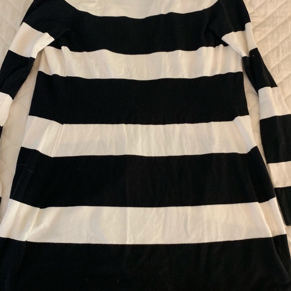 White House Black Market Sweater - Picture 3 of 6